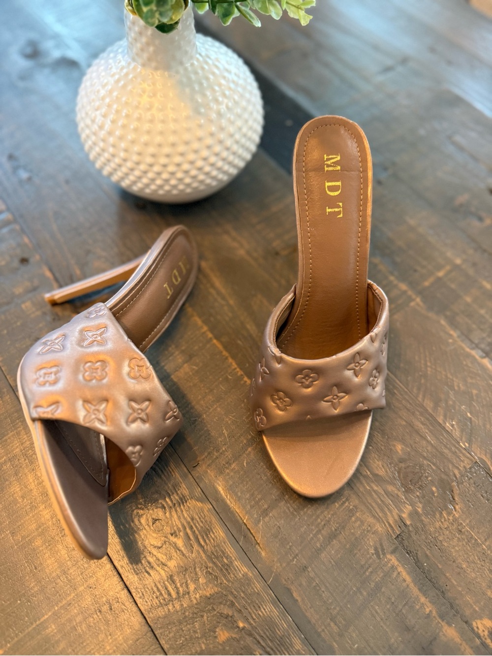 MDT rose gold metallic fashion designer mule heels size 10